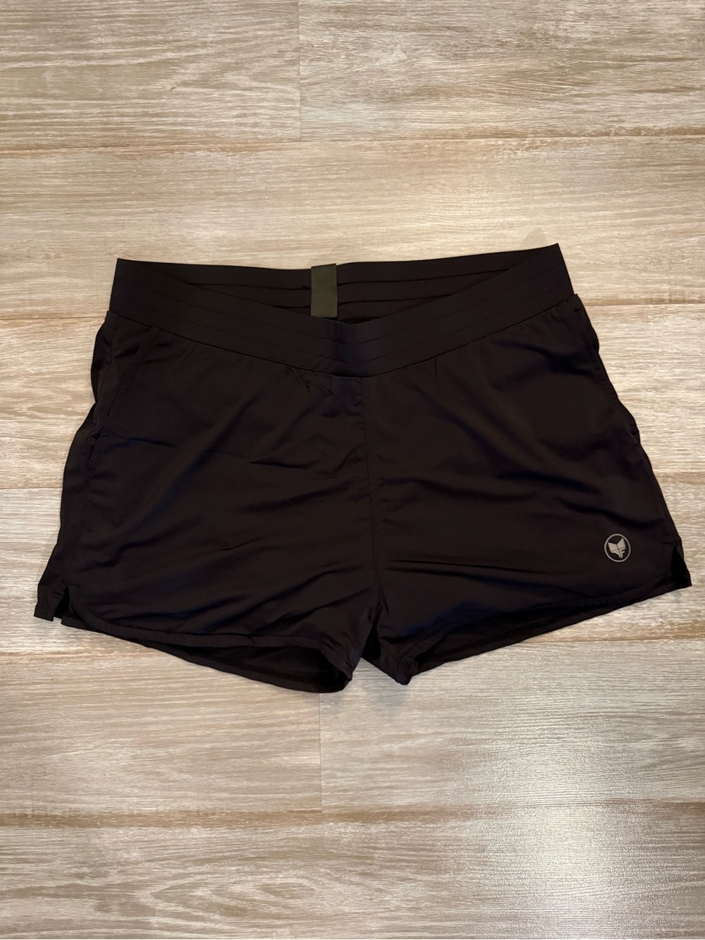 Alpha Forward Vapor Mesh Shorts Women’s Large